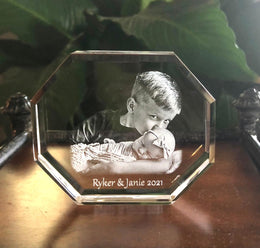 Photo Crystal Octagonal 2D Paperweight